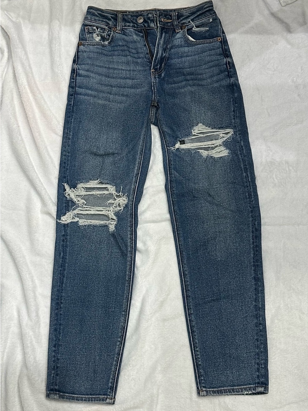 American Eagle Women’s Distressed Dark Blue Mom Straight Jeans